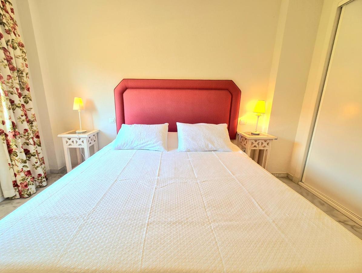 Aa Guest - Reserva De Marbella Golf Course Eco Экстерьер фото